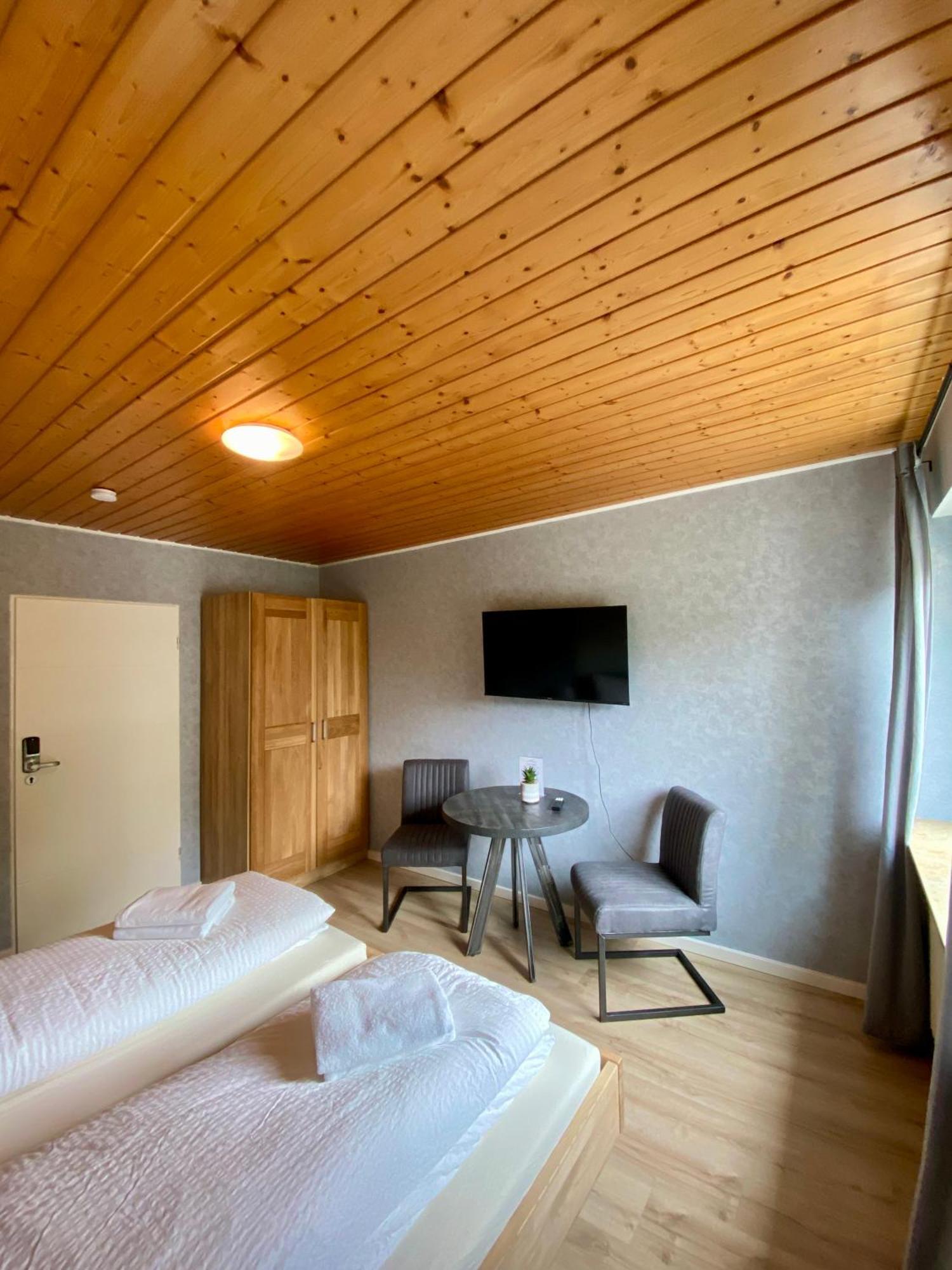 Gemminger Gasthaus Gemmingen エクステリア 写真